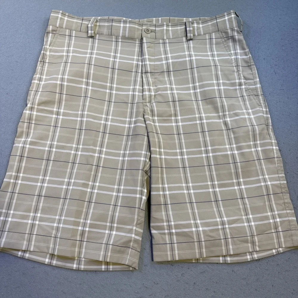 Nike GOLF SHORTS MEN 34 x 10